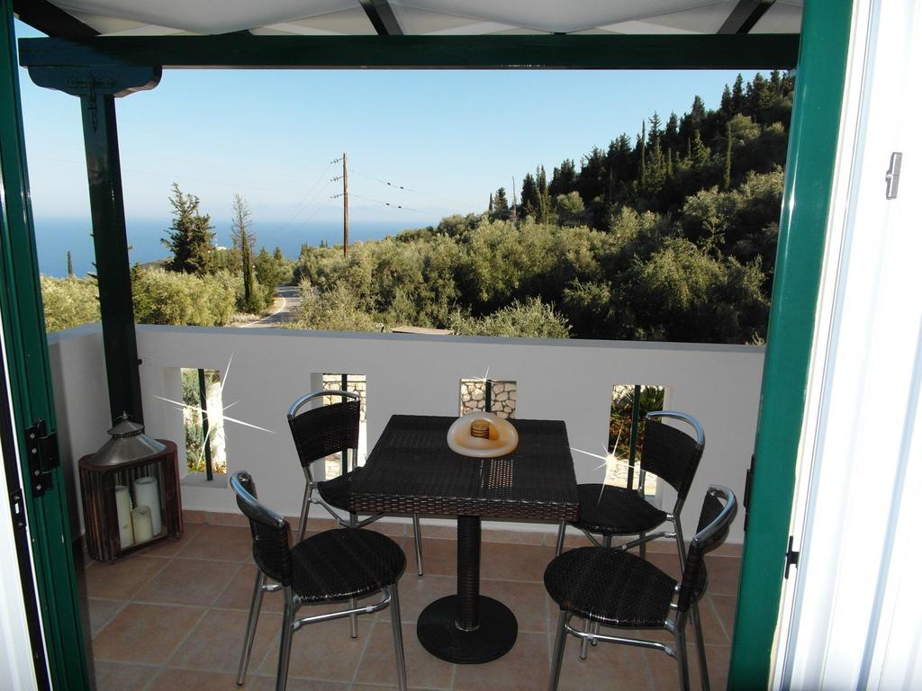 Ionian Villas Agios Nikitas Room photo
